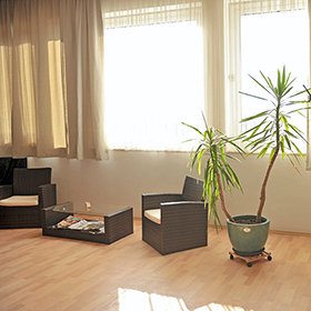 Studio mit Styling Room, Studio Lounge, zahlreichen Requisiten, Accessoirese